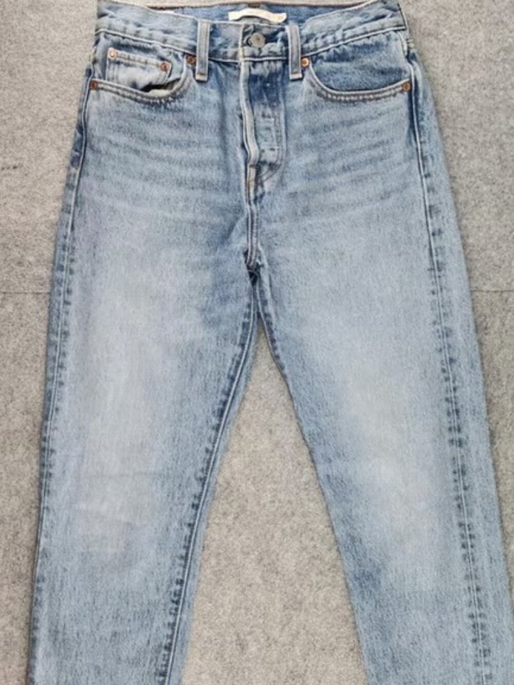 Levis Wedgie Straight Leg Jeans Light Wash Raw Hem High Rise Womens 25